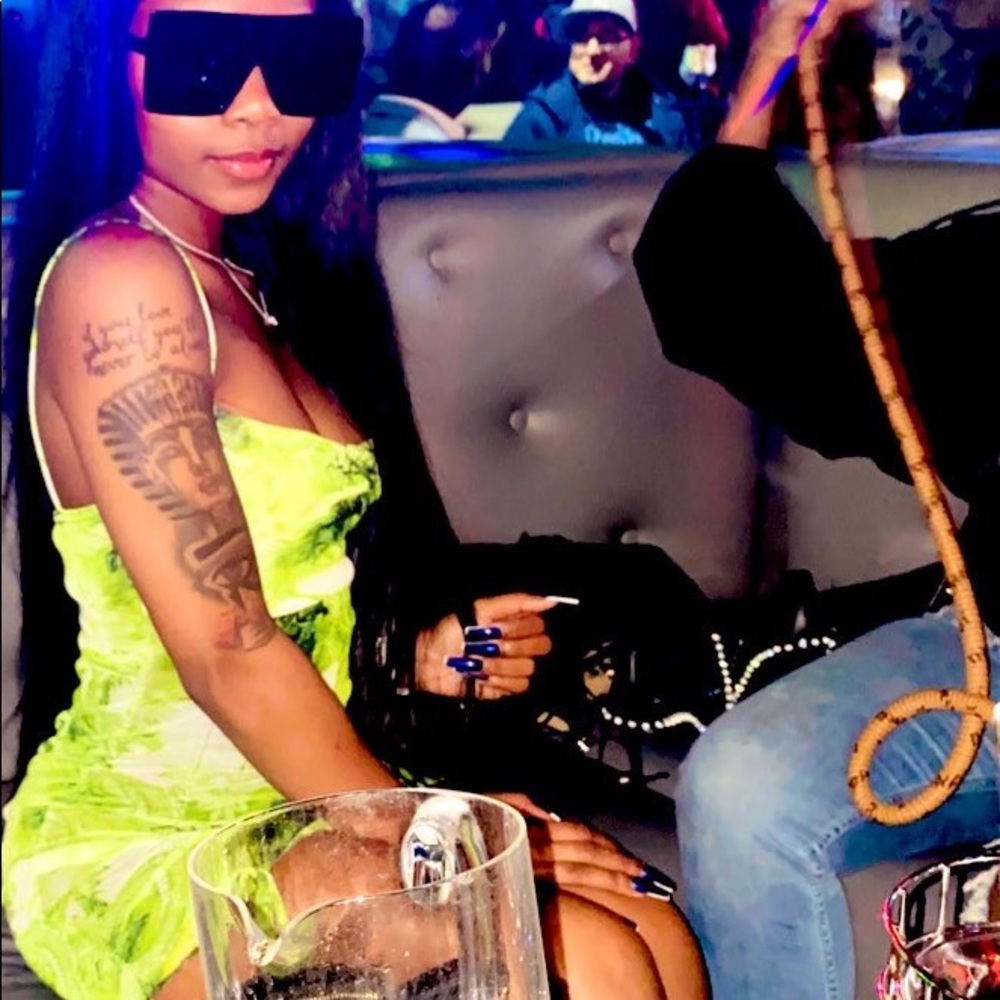 PRETTYLITTLETHING DRESS